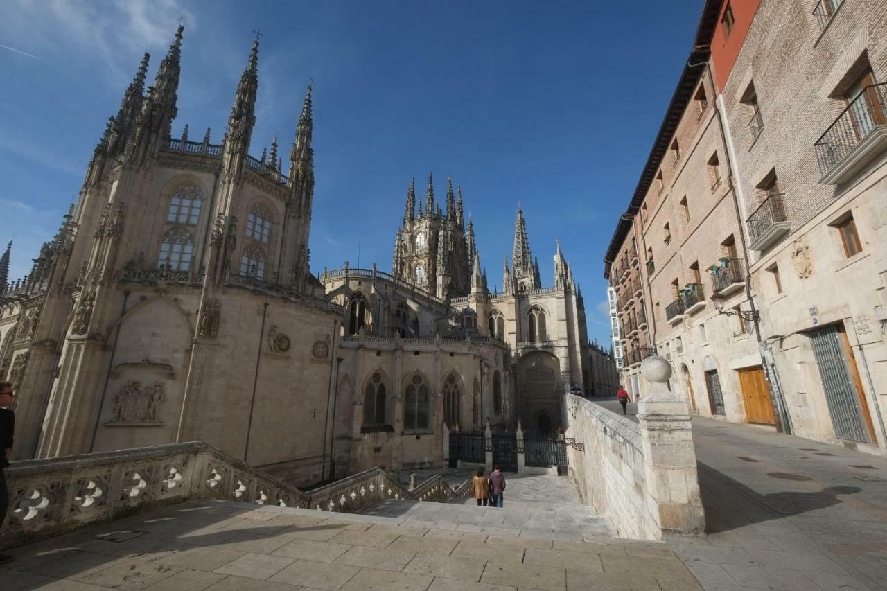 Tocando La Catedral By Exclusive Burgos Apartments Kültér fotó